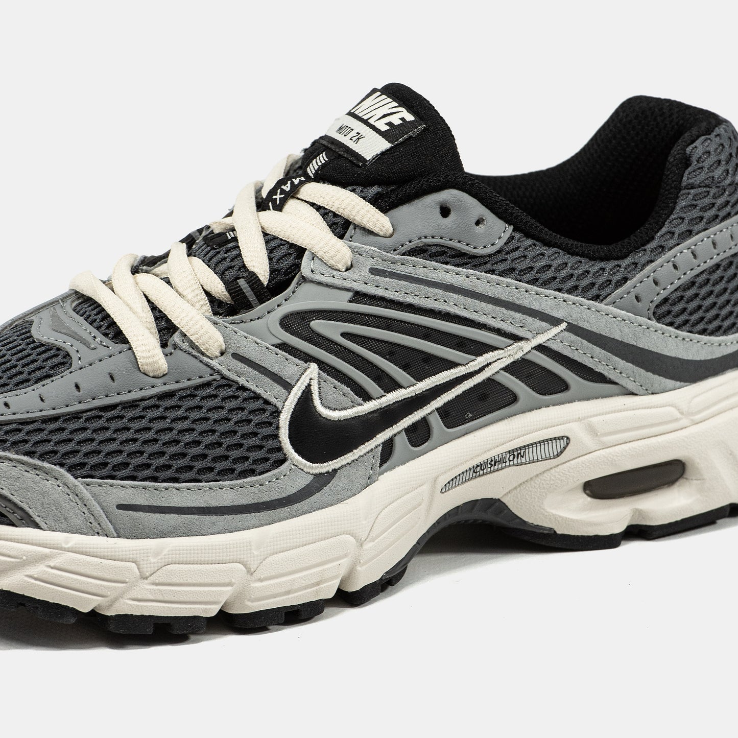 Nike Air Max Moto 2K