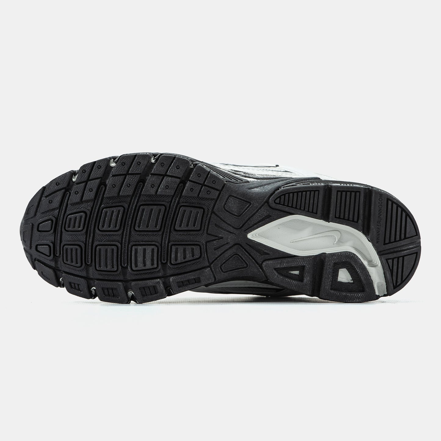 Nike Initiator