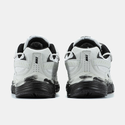 Nike Initiator