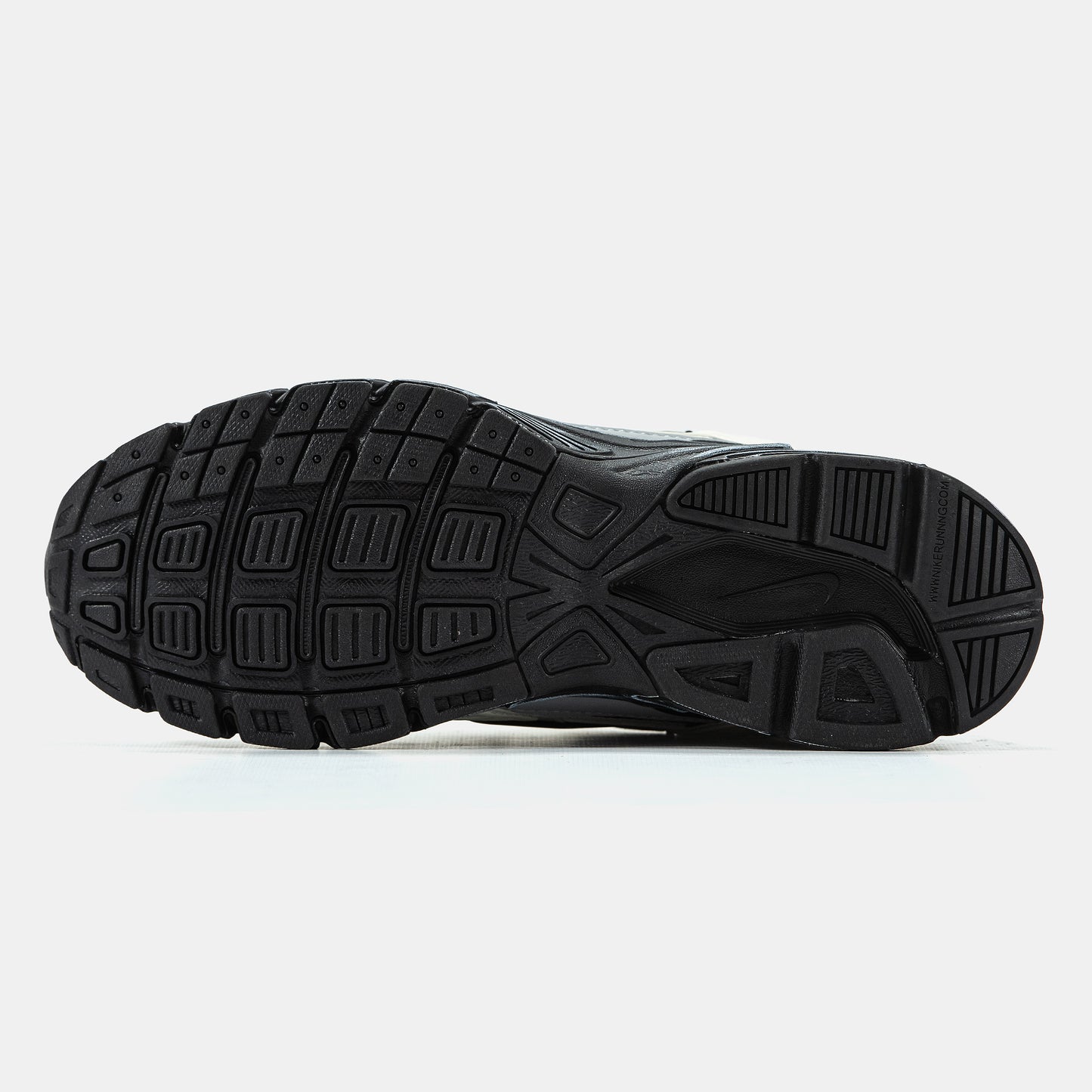 Nike Initiator