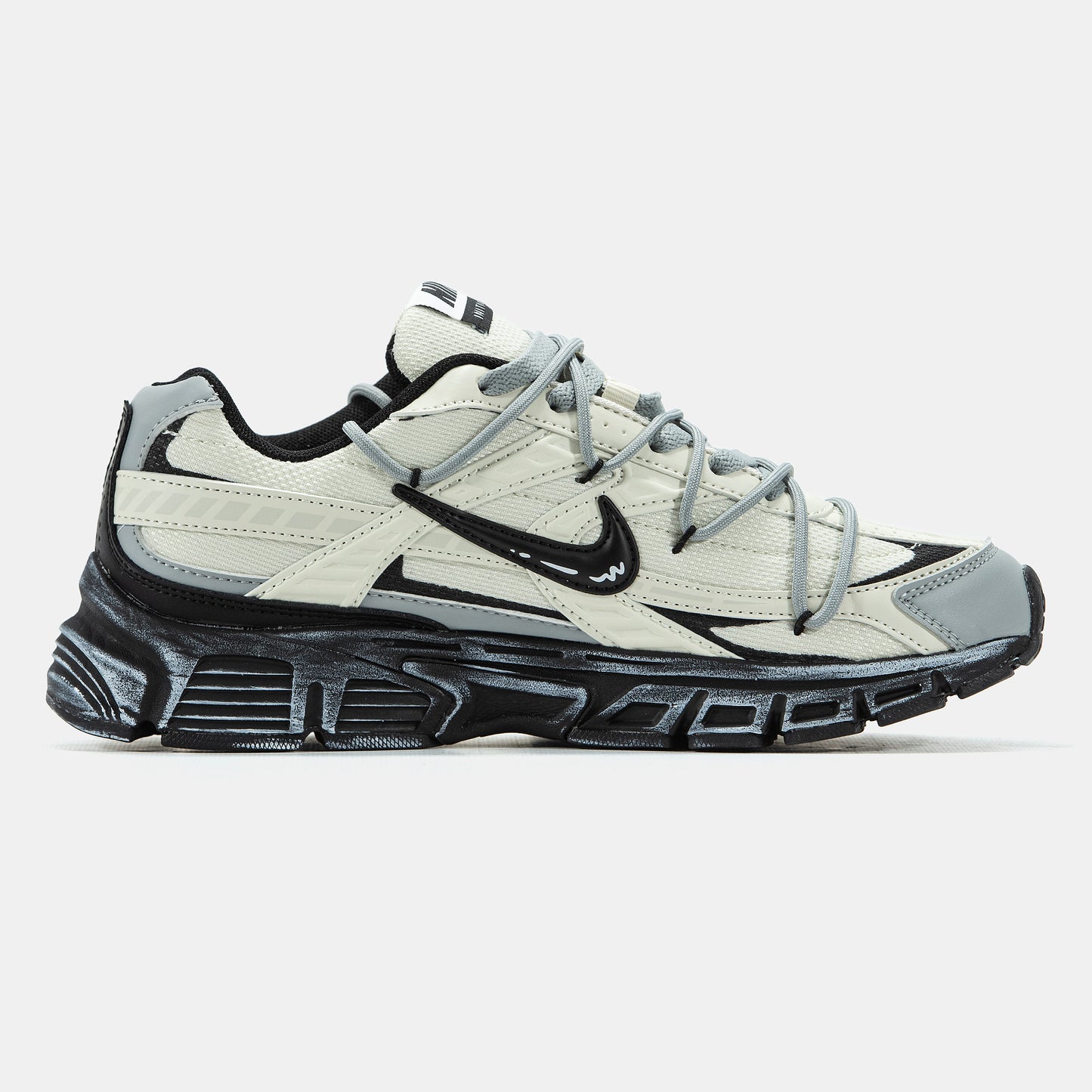 Nike Initiator