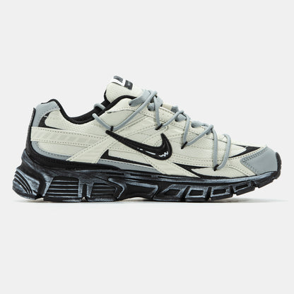 Nike Initiator