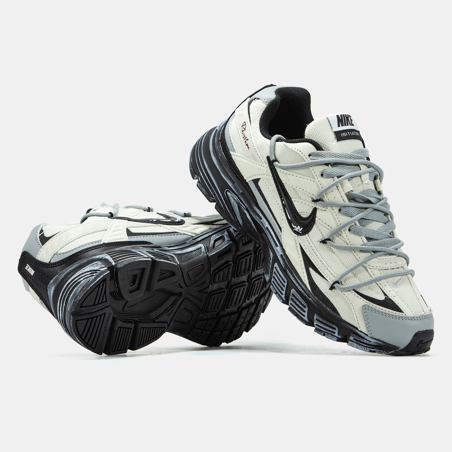 Nike Initiator