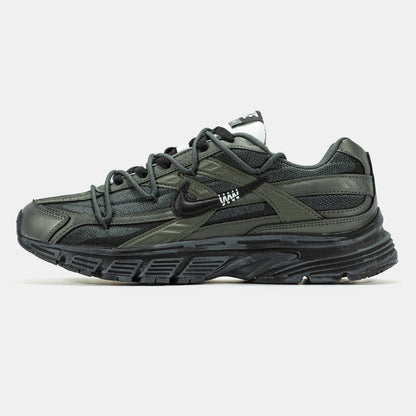Nike Initiator