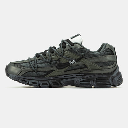 Nike Initiator