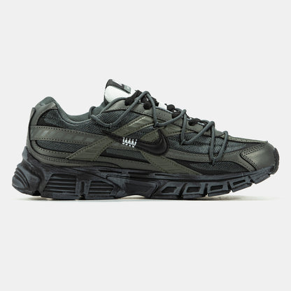 Nike Initiator