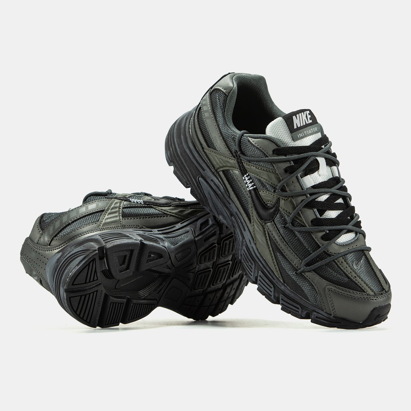 Nike Initiator