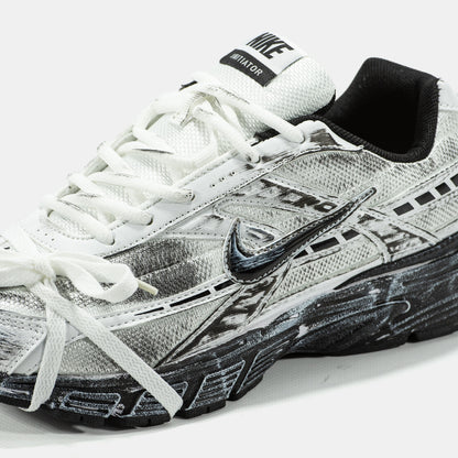 Nike Initiator