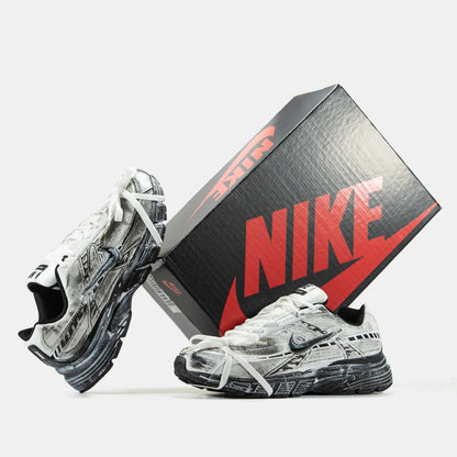Nike Initiator