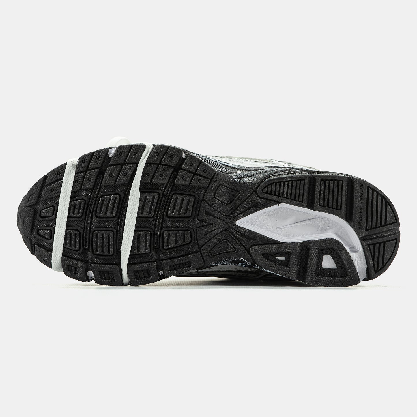 Nike Initiator