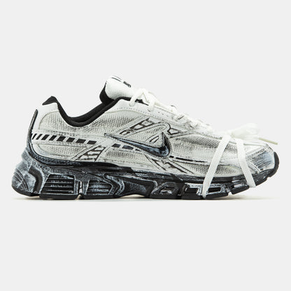 Nike Initiator