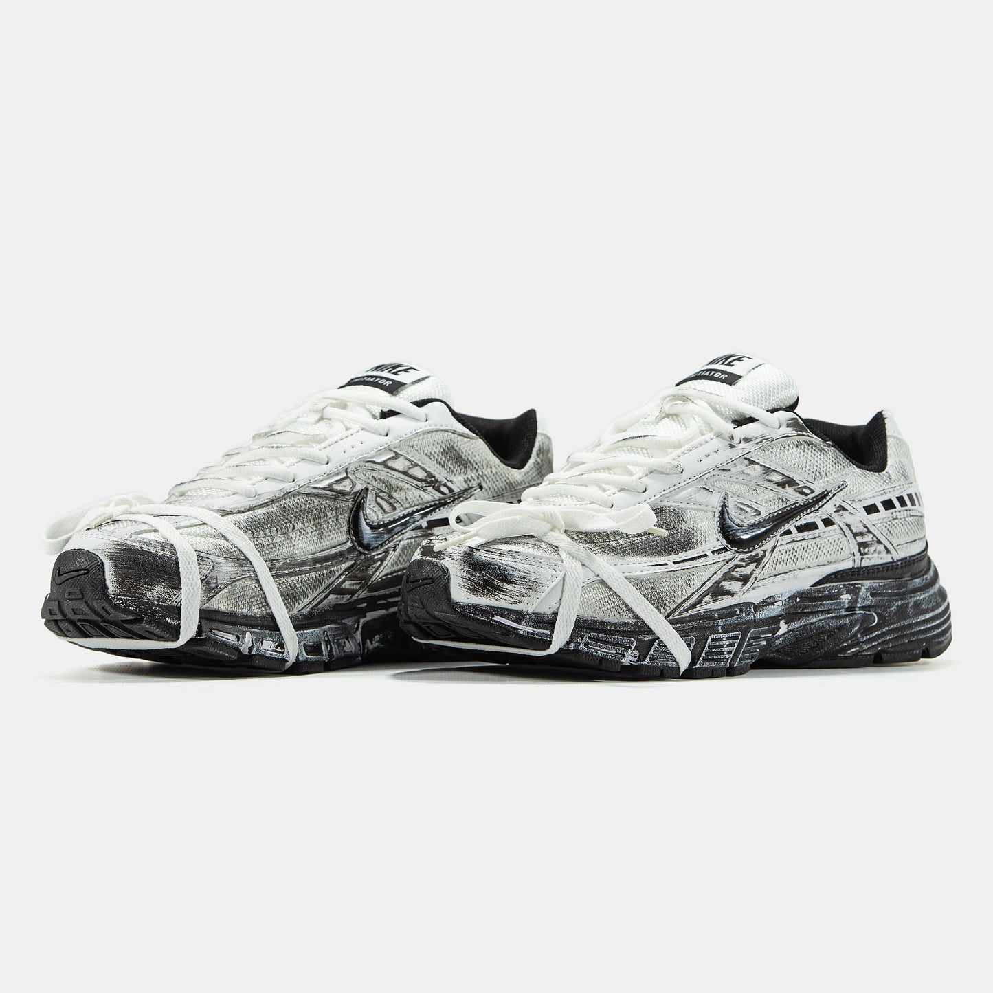 Nike Initiator