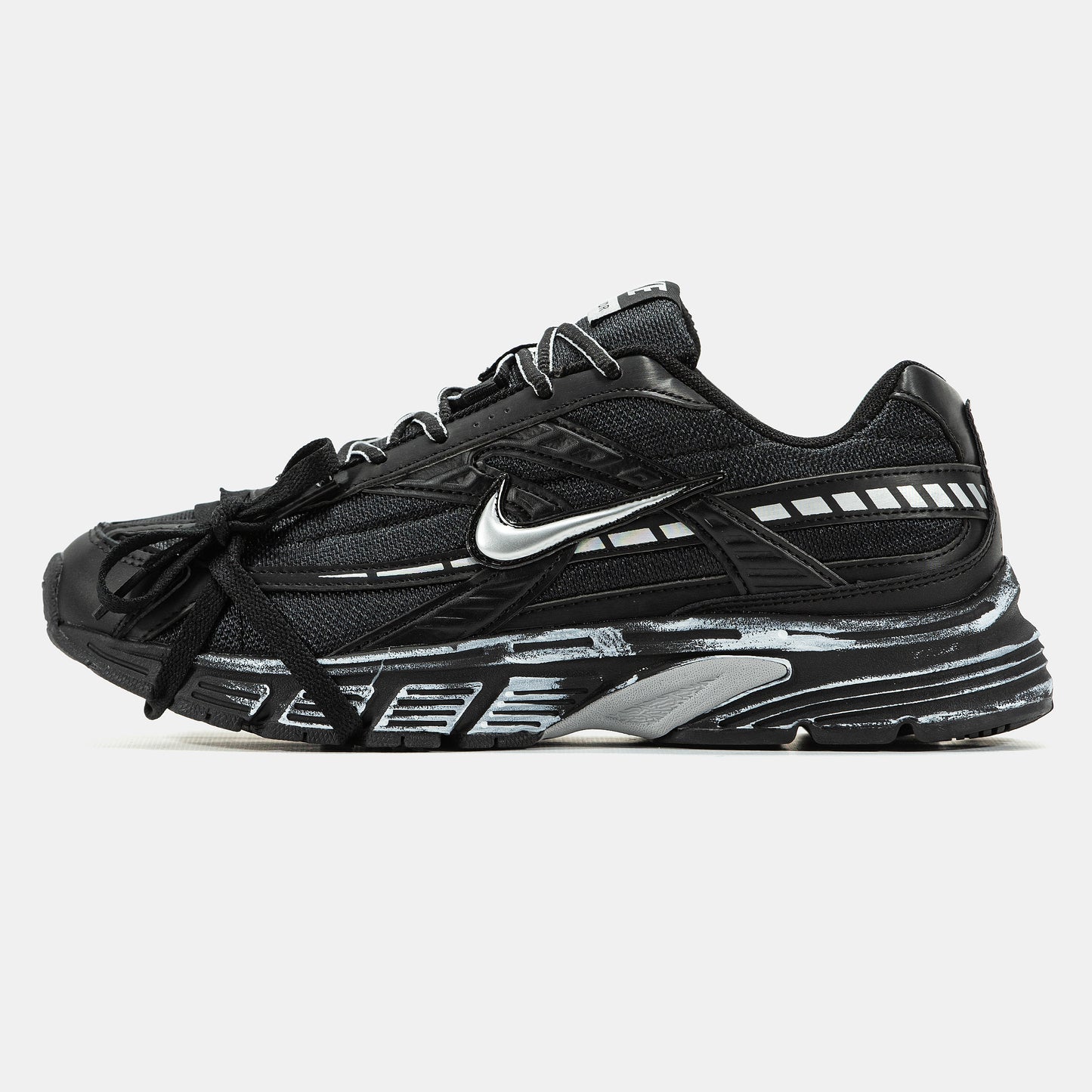 Nike Initiator