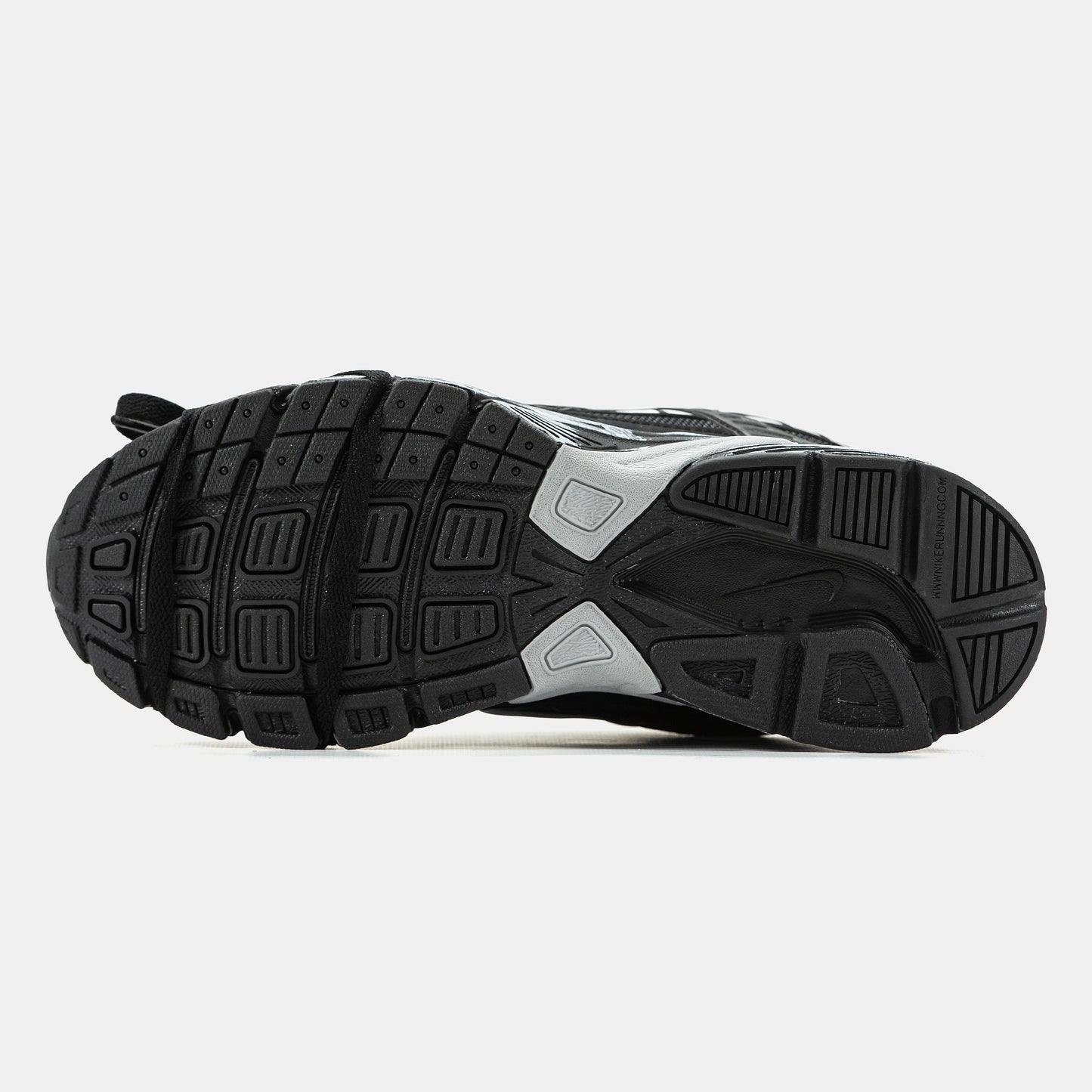 Nike Initiator