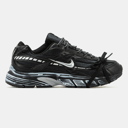 Nike Initiator