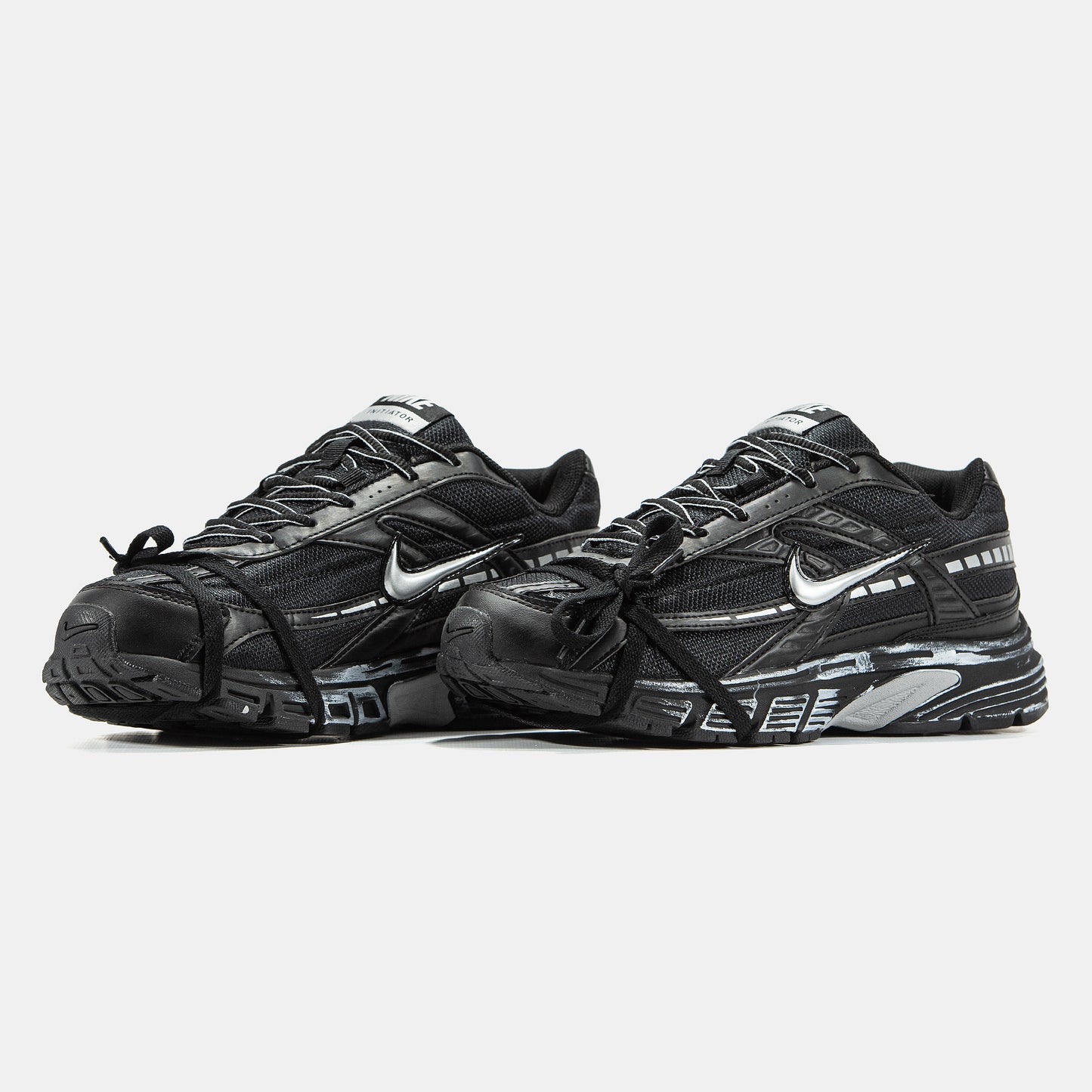 Nike Initiator