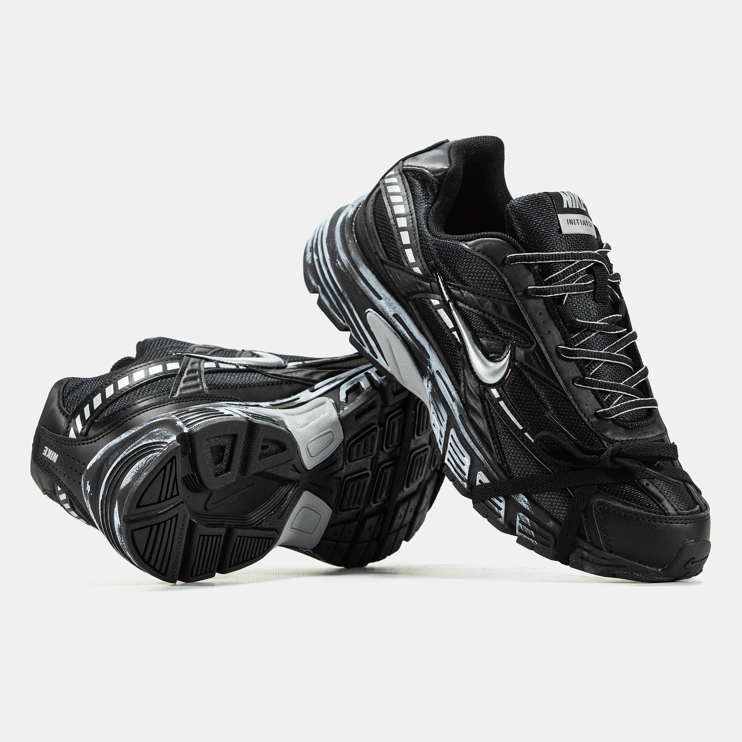 Nike Initiator