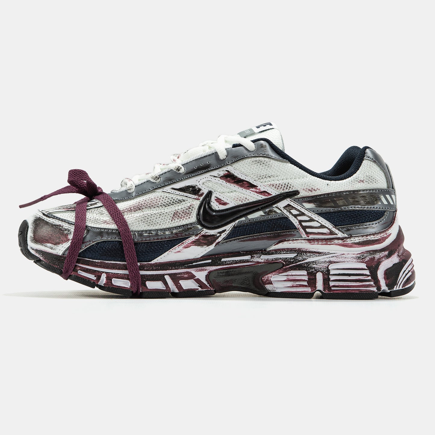 Nike Initiator