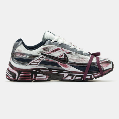 Nike Initiator