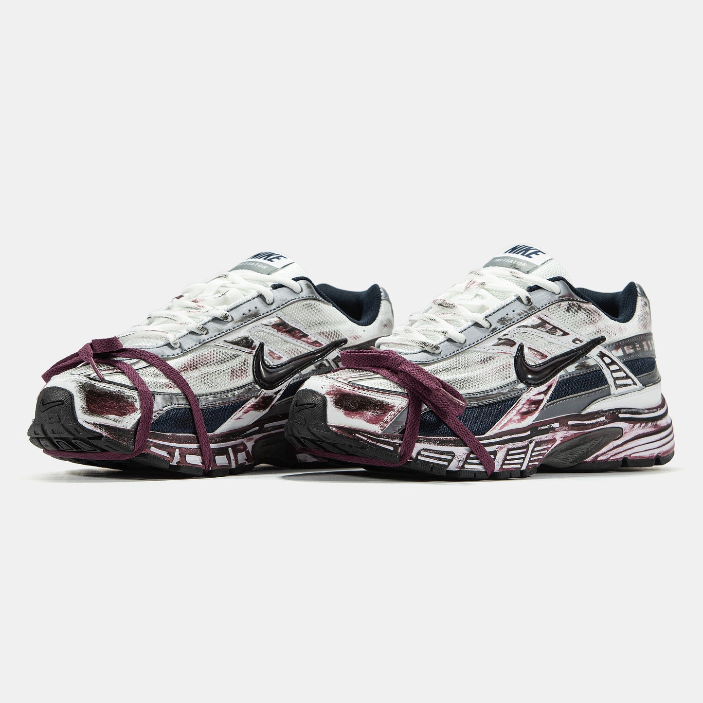 Nike Initiator