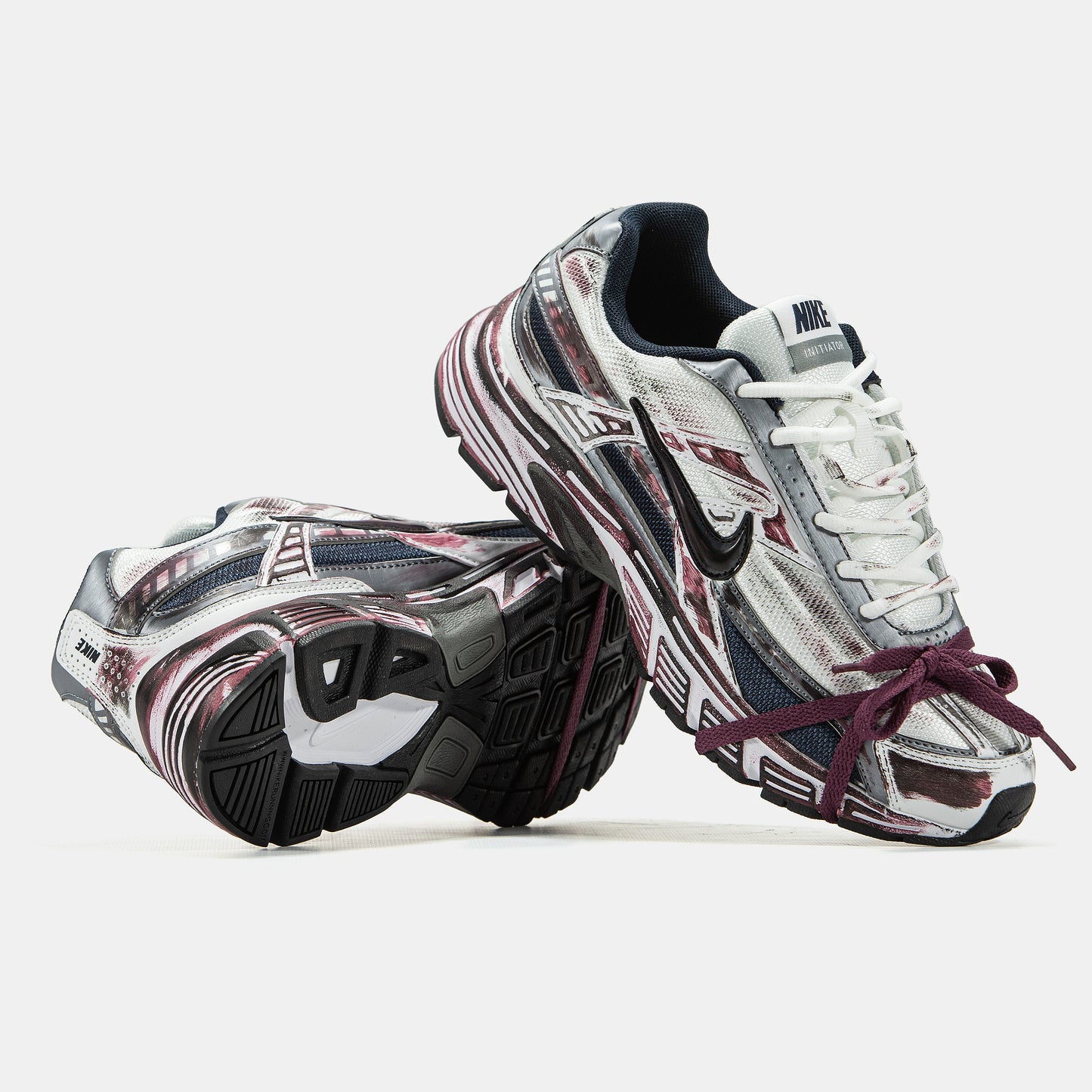Nike Initiator