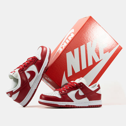 Nike SB Dunk Low