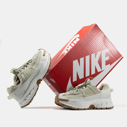 Nike Air Zoom Vomero Roam