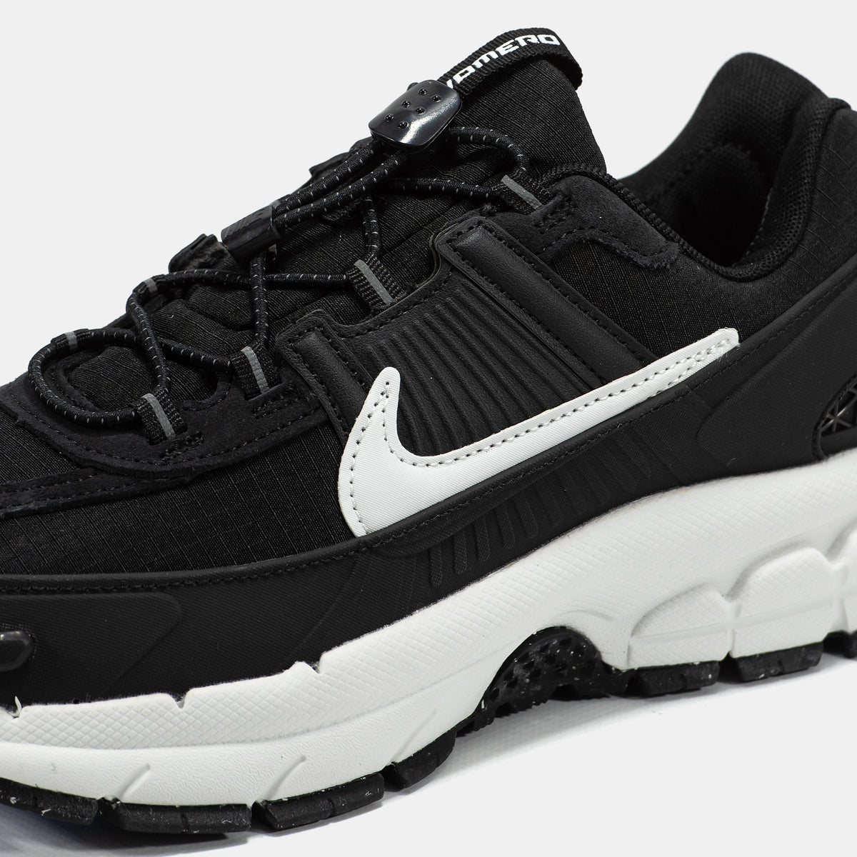 Nike Air Zoom Vomero Roam
