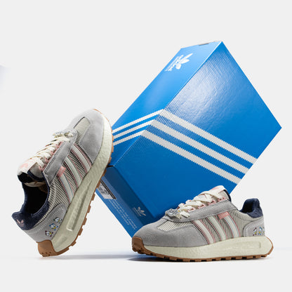 Adidas Retropy E5 x Disney