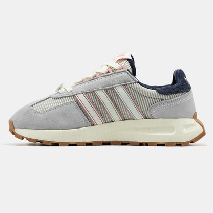 Adidas Retropy E5 x Disney
