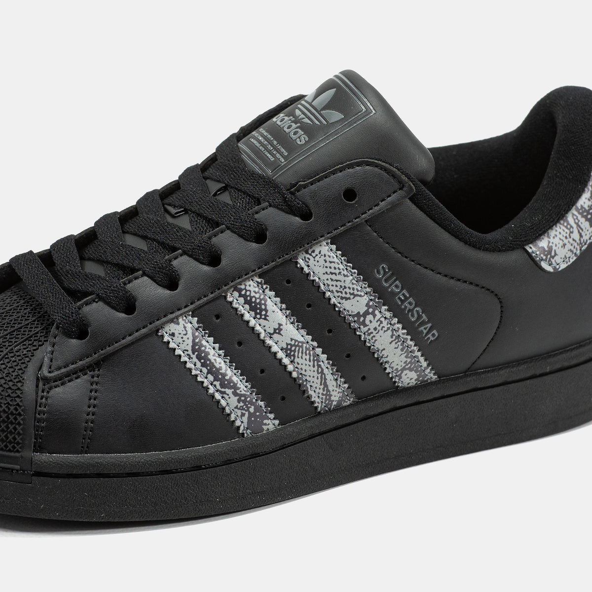 Adidas Superstar