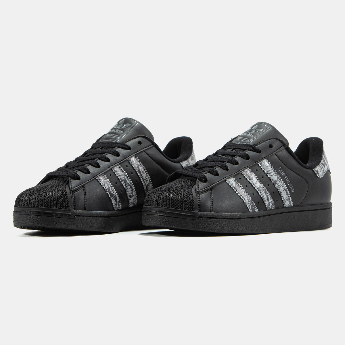 Adidas Superstar