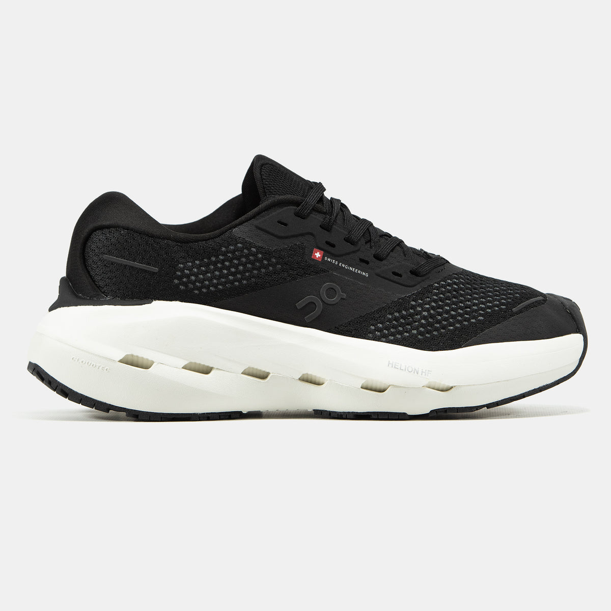 ON Cloudrunner 3
