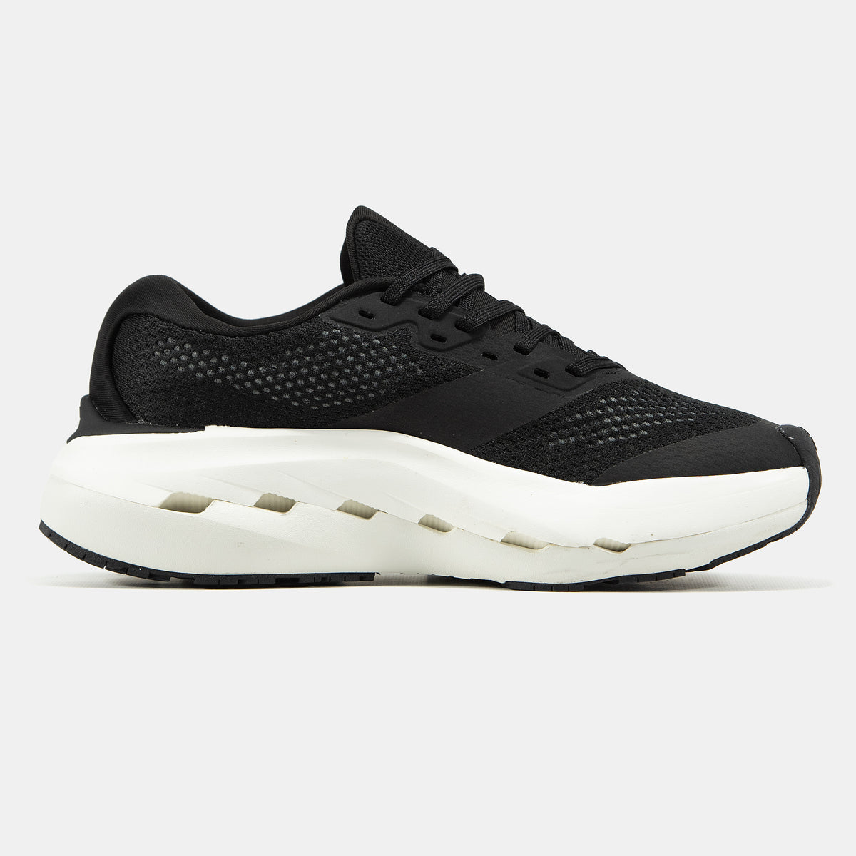 ON Cloudrunner 3