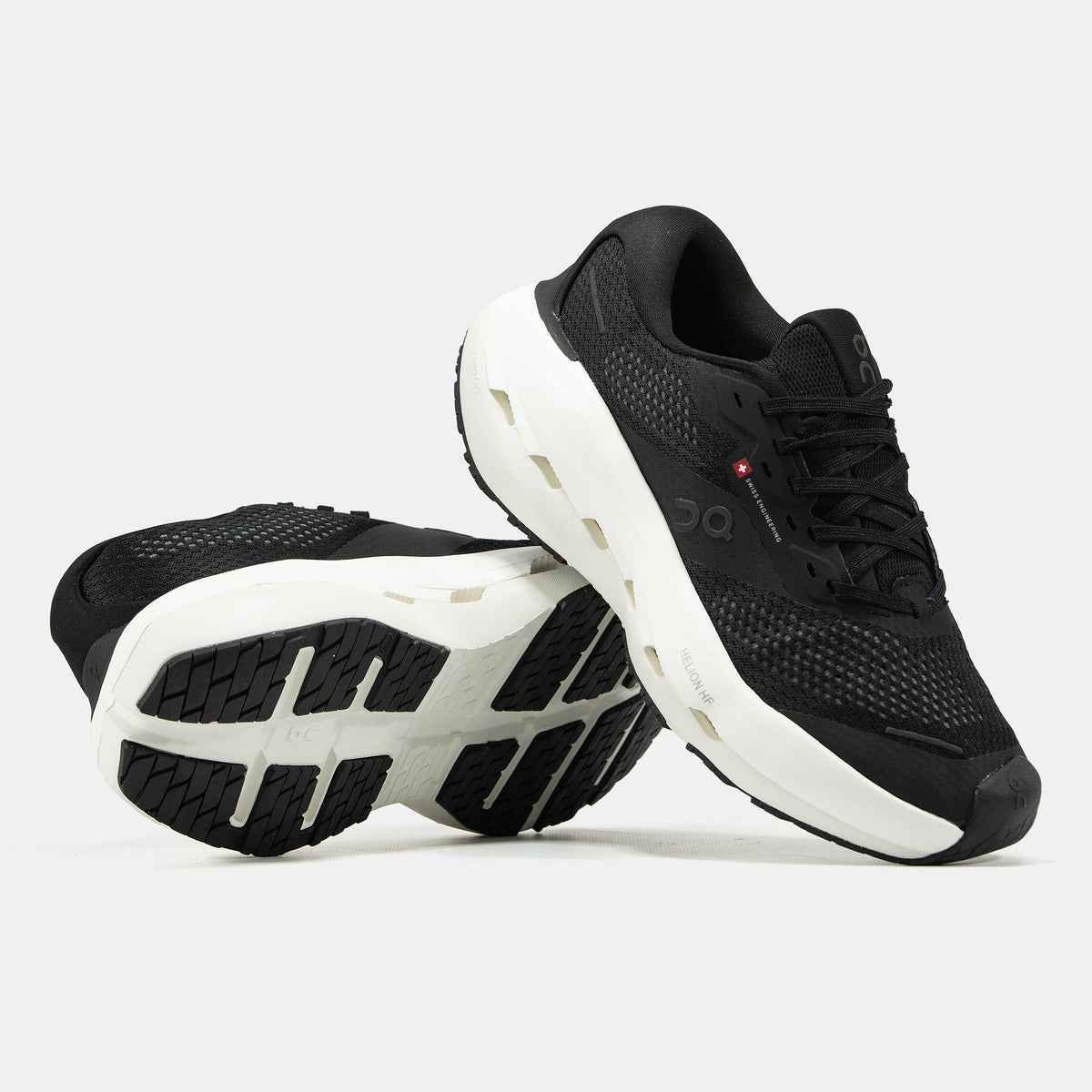 ON Cloudrunner 3