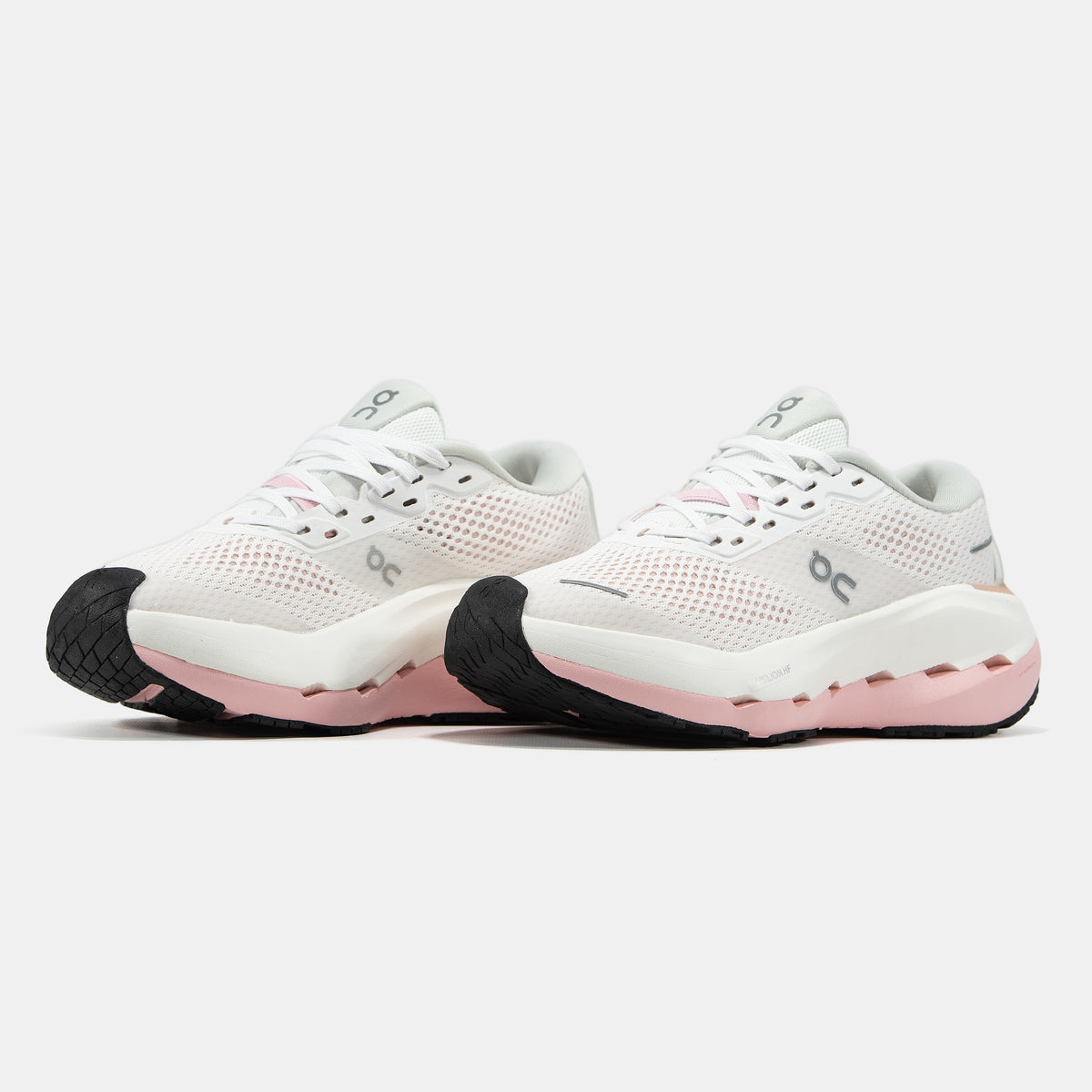 ON Cloudrunner 3