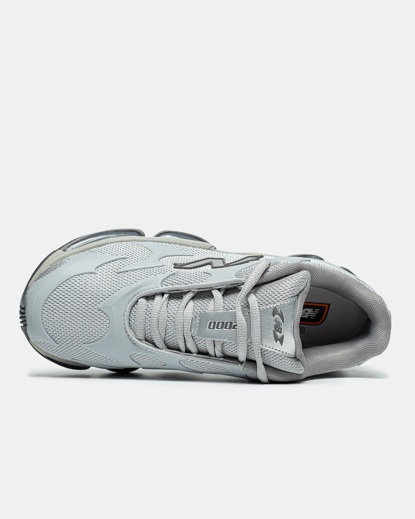 New Balance2000 'Silver Metallic'