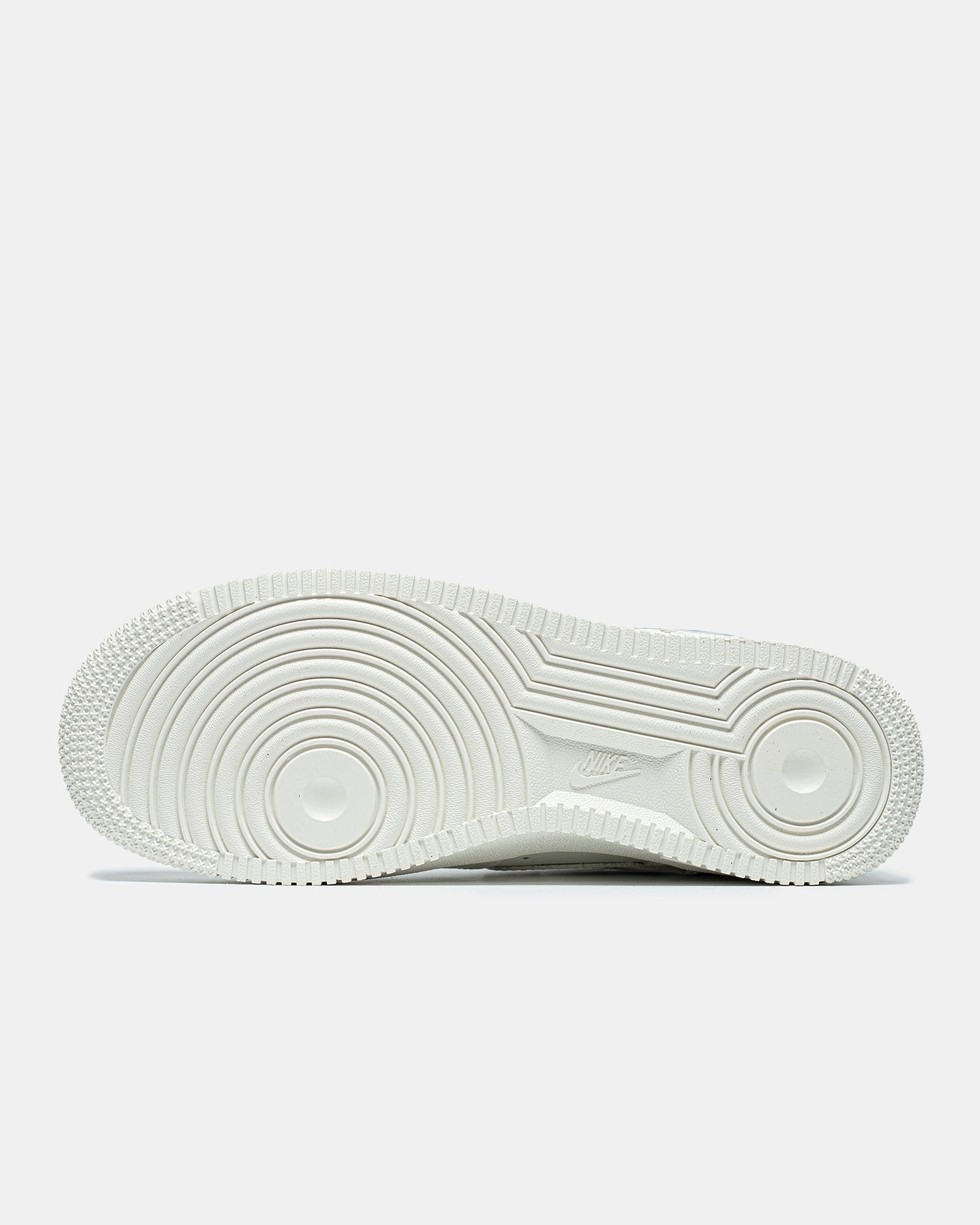 Nike Air Force 1 LV8 3 ‘Swoosh White