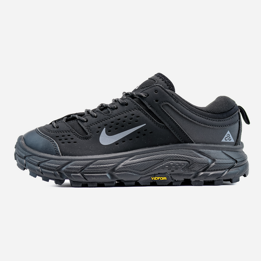 Nike ACG Black