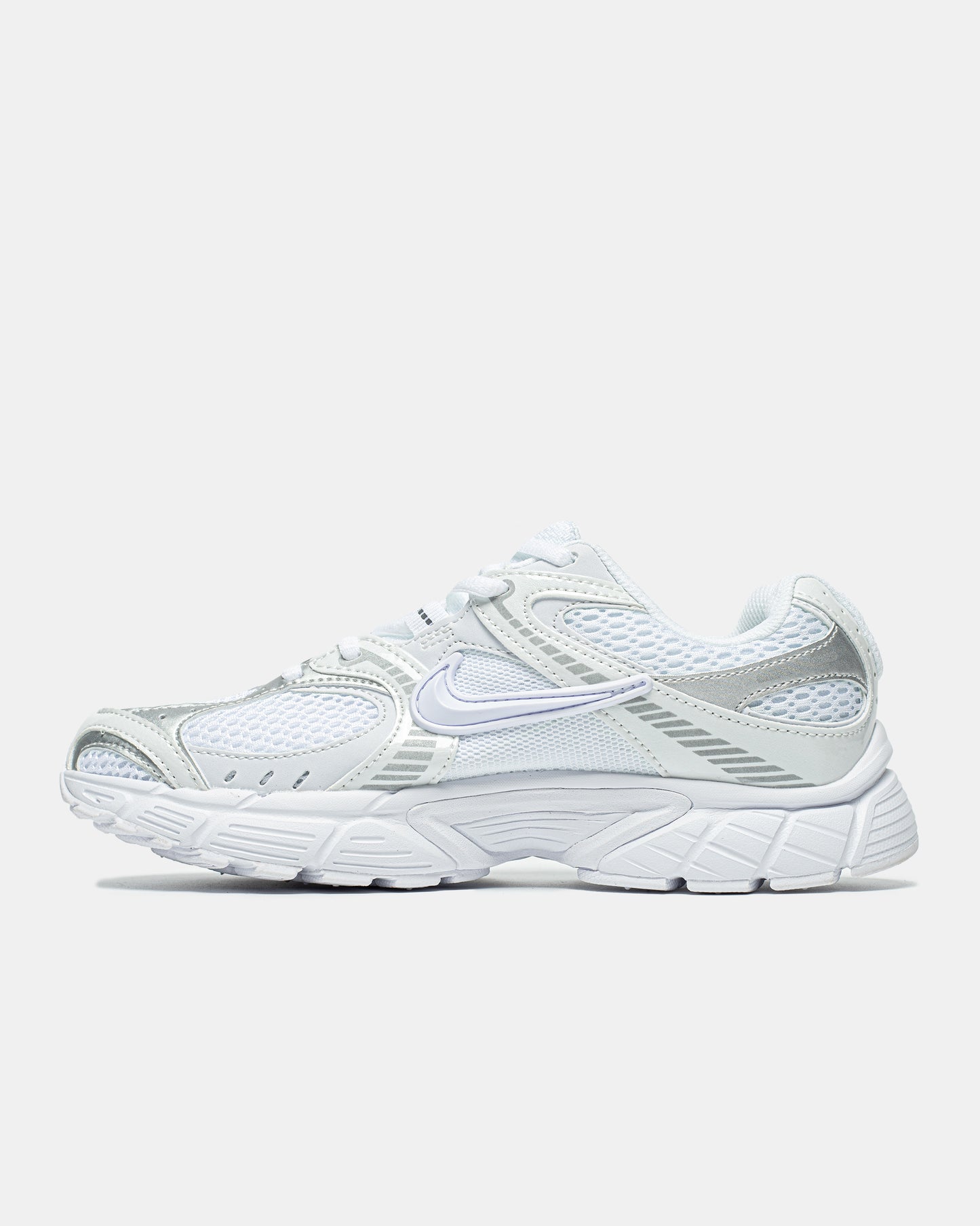 Nike V5 RNR ‘White Metallic Silver”