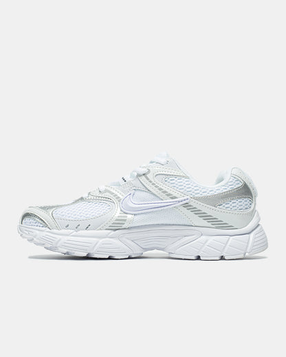 Nike V5 RNR ‘White Metallic Silver”