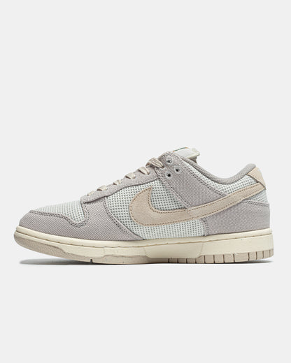 Nike Dunk Low Retro SE ‘College Grey Light Bone’