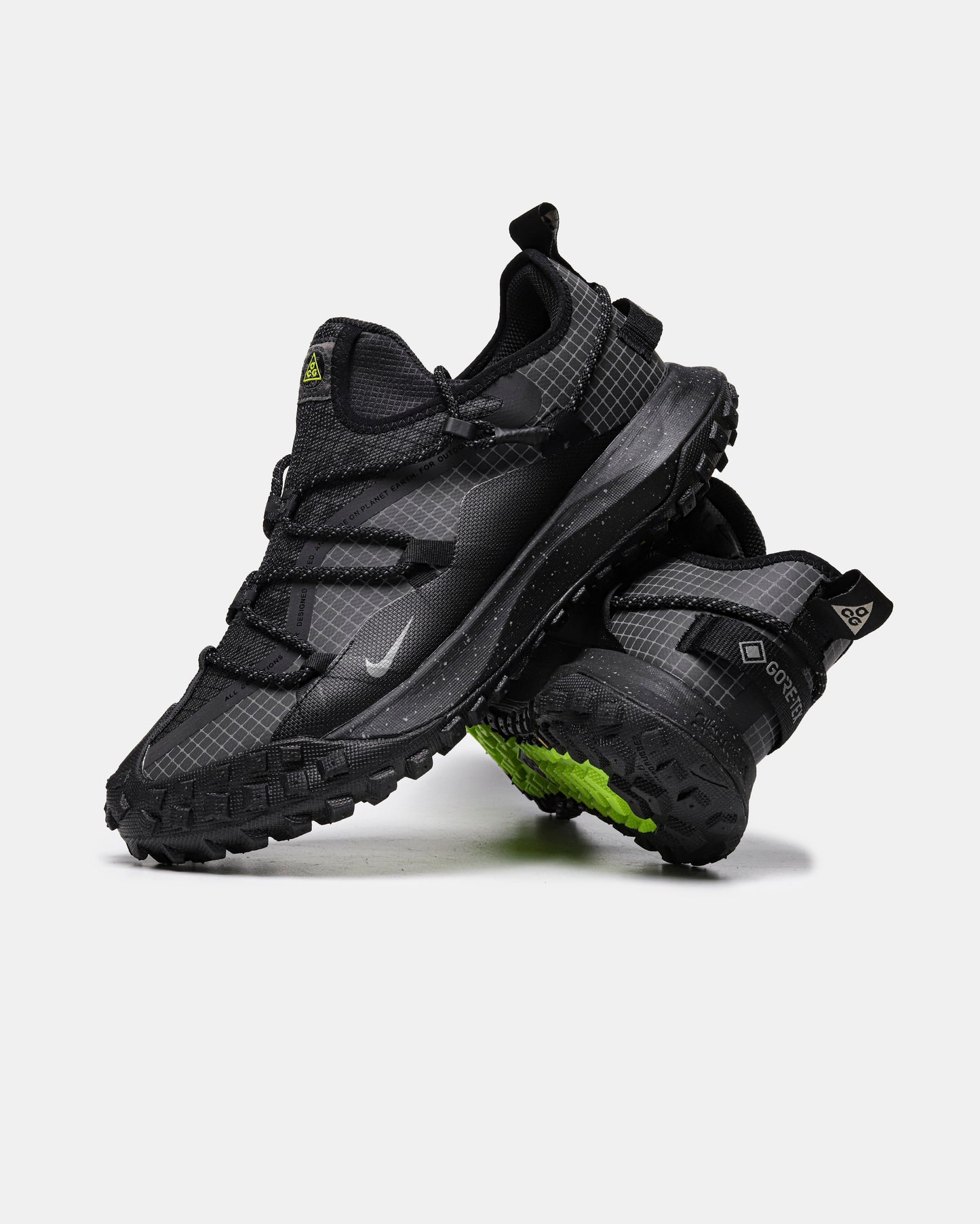 Nike ACG Mountain Fly Low GTX "Dark Smoke Gray"