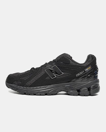 New Balance1906R ‚Cordura Pack Triple Black