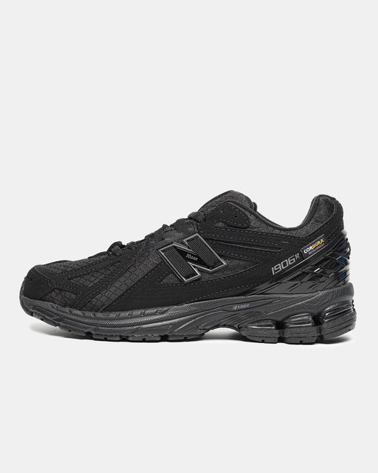 New Balance1906R ‚Cordura Pack Triple Black