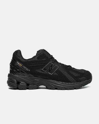 New Balance1906R ‚Cordura Pack Triple Black