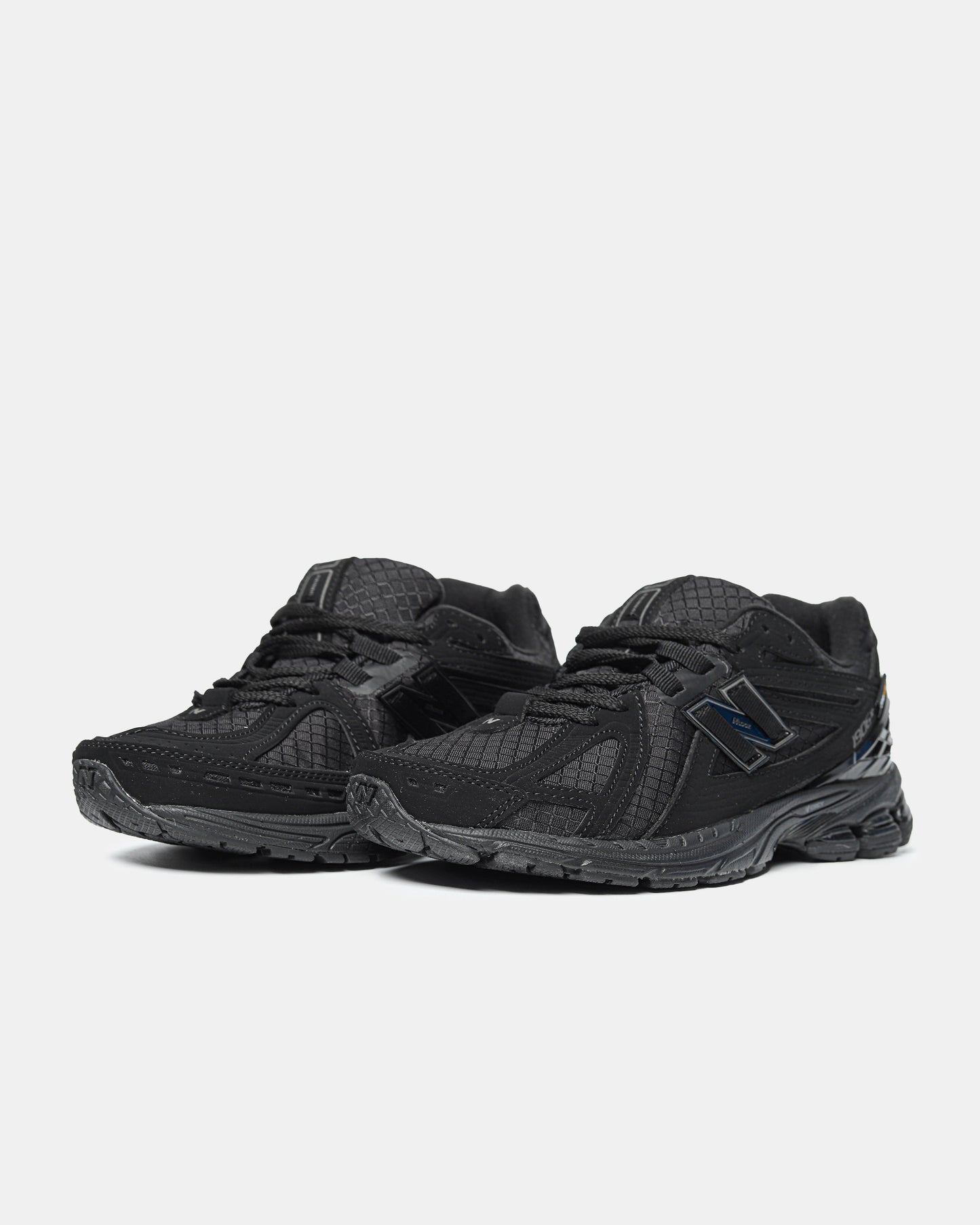 New Balance1906R ‚Cordura Pack Triple Black