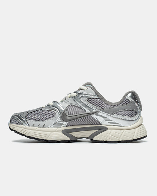 Nike V5 RNR ‘Cement Grey Grey Fog Light Orewood Brown’