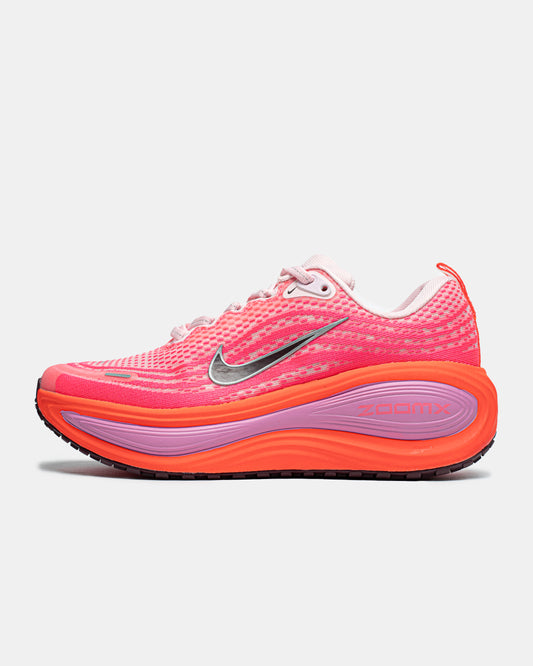 Nike Vomero Plus "Hyper Pink"