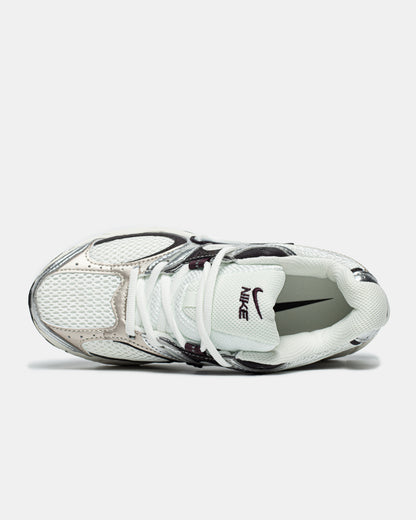 Nike V5 RNR "White/Metallic Silver/Black"